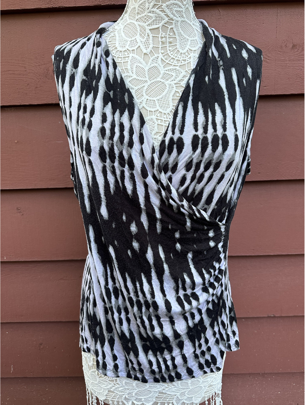 Fever‎ Black and White Tie Dye Sleeveless Top